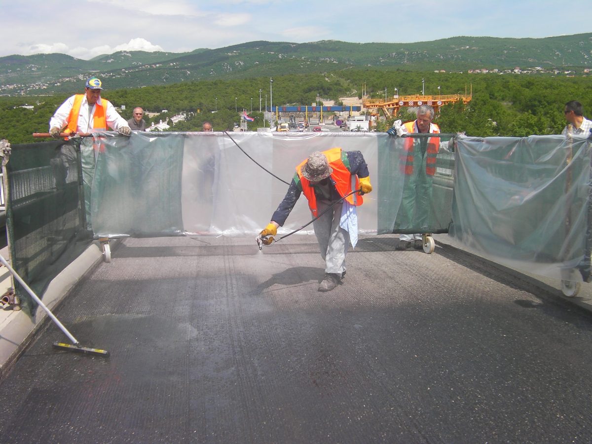 CROATIA-BRIDGE-DECK-UNIVERSAL-PRIMER-HYPERDESMO-PB-2K-40-scaled-e1751374375626.jpg